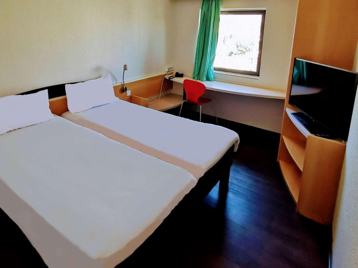 Hotel Ibis Leiria Fatima Екстериор снимка