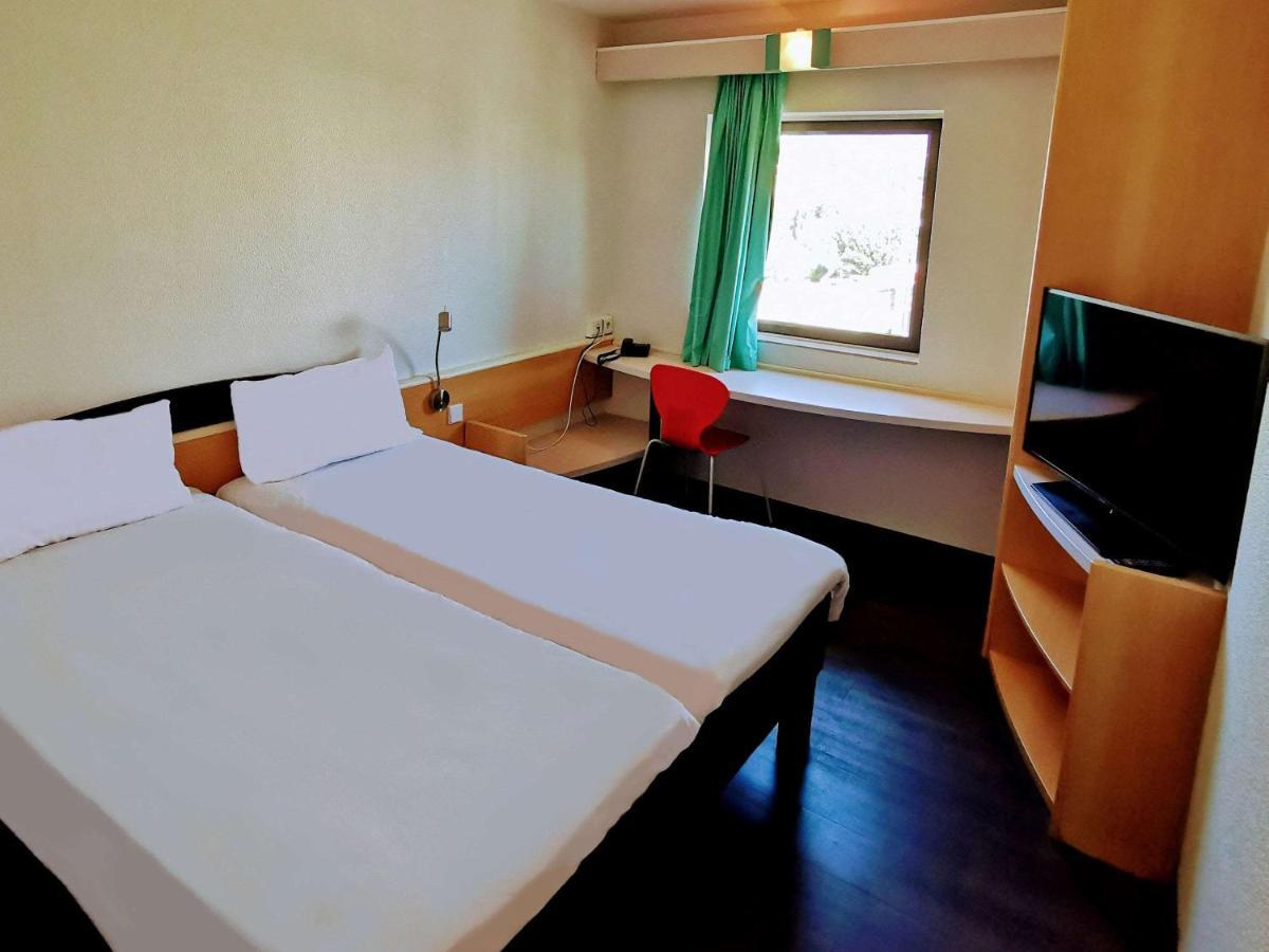 Hotel Ibis Leiria Fatima Екстериор снимка