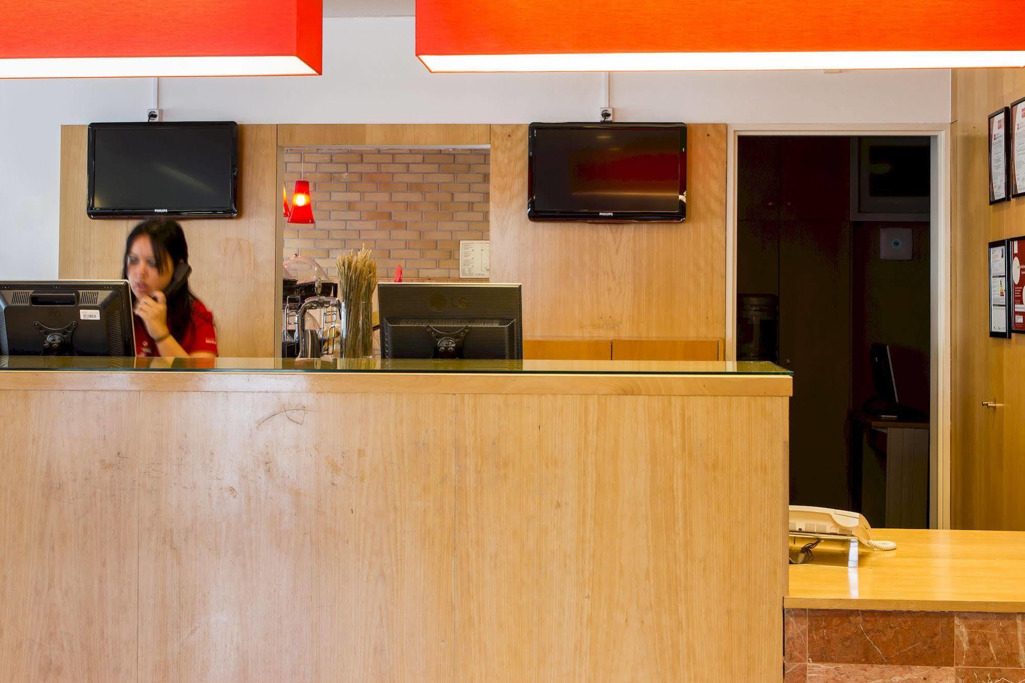 Hotel Ibis Leiria Fatima Екстериор снимка